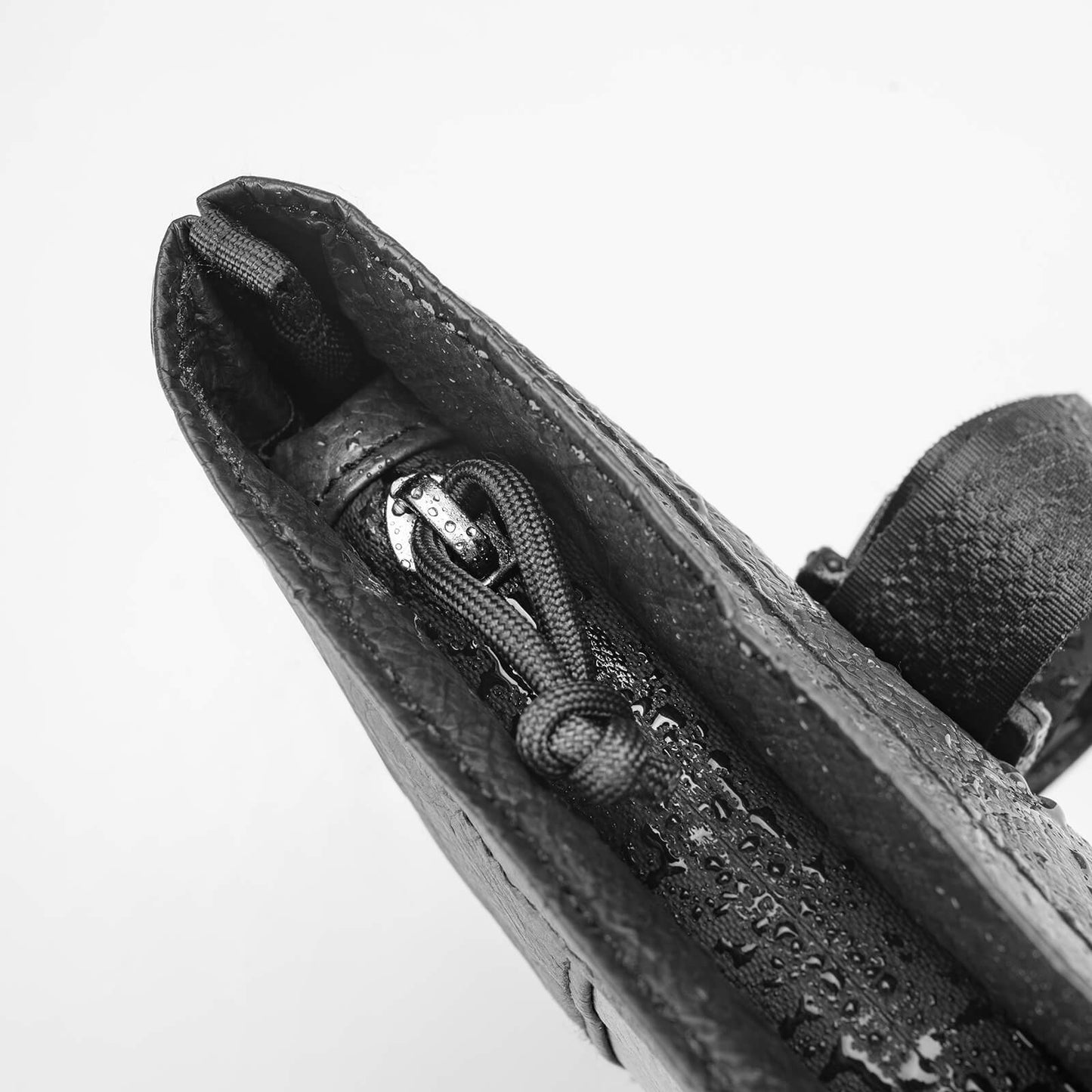 2-in-1 Lenkertasche Wasserabweisend mit Schultergurt 1.5L