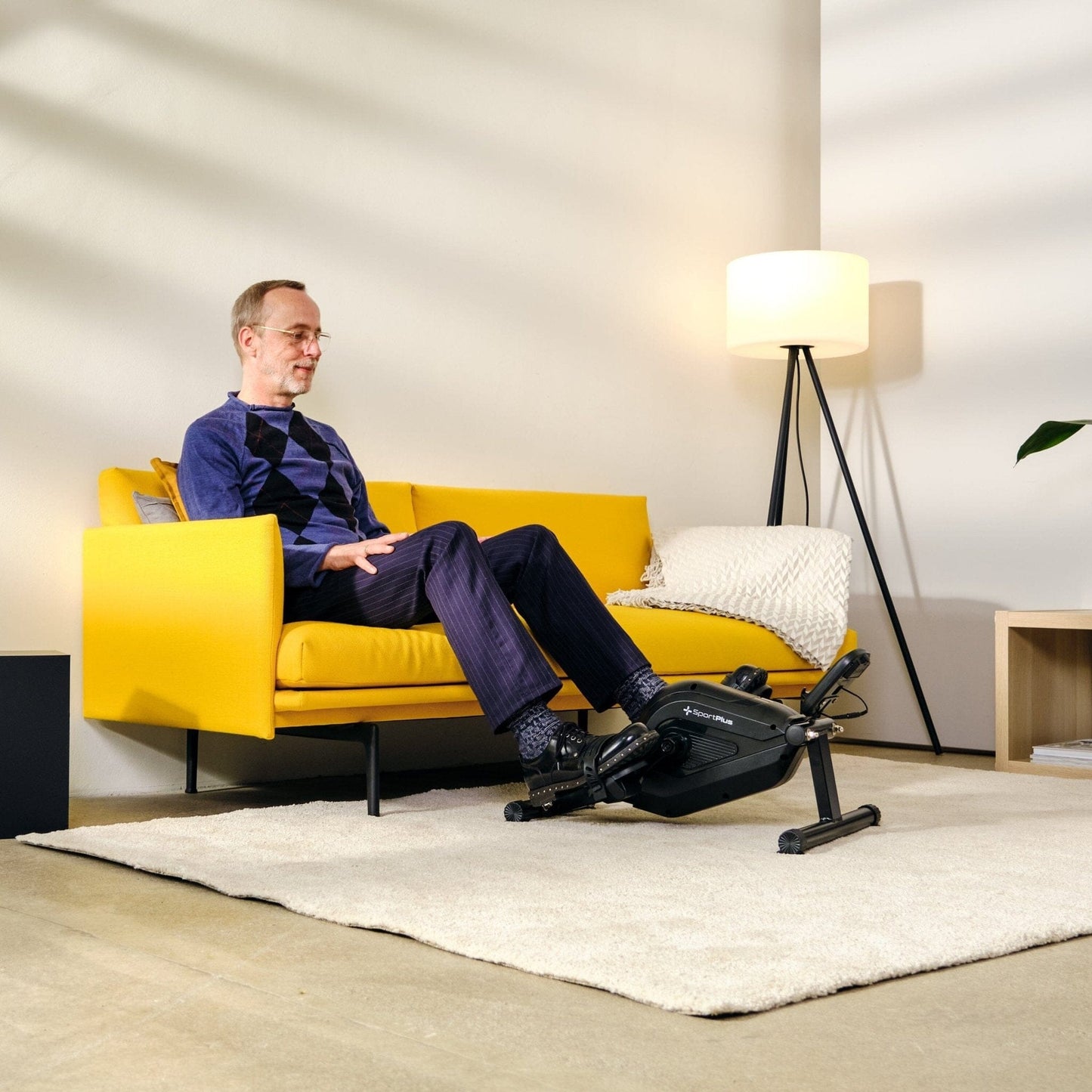 Mini Heimtrainer / Beintrainer mit App-Kompatibilität