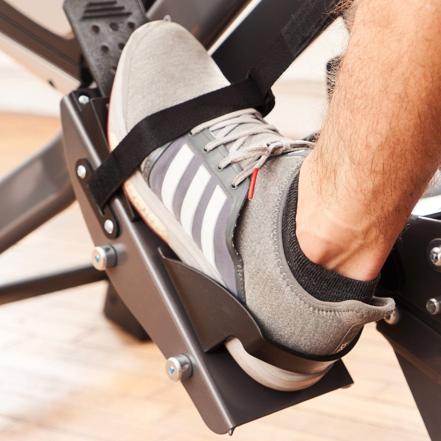 Rudergerät mit Luftwiderstand | klappbar | 8 Widerstandsstufen | schwarz/rot